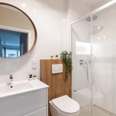 Superapart Syta 173 * Warszawa