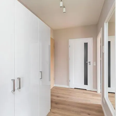 Superapart Syta 173 *